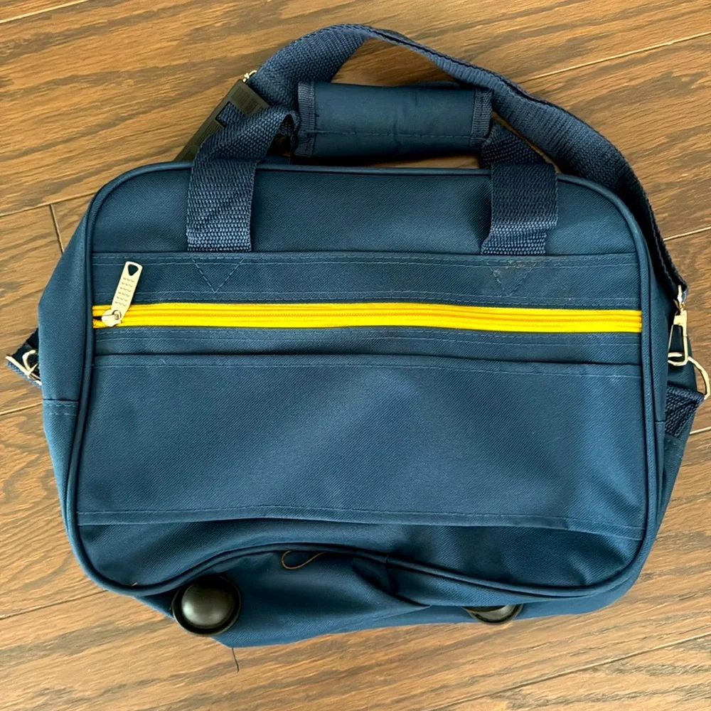 Rockland F102 Expandable Carry-On Softside